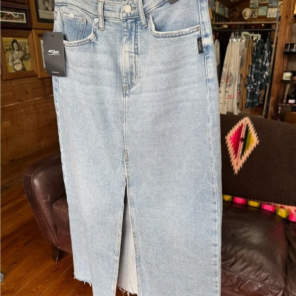 Silver Jeans Co. Light Blue Denim Skirt - Picture 3 of 12